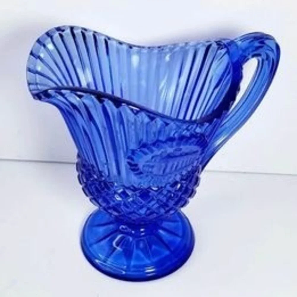 Fostoria Blue Glass Footed Mt Vernon Gravy Boat or Creamer 1976 Avon